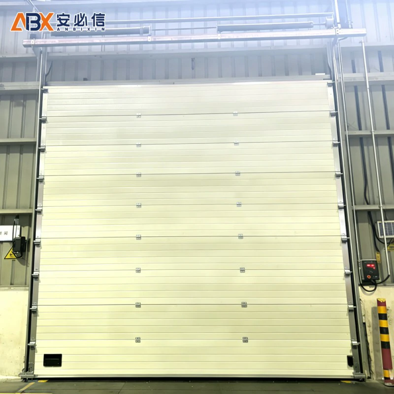 赤峰林东镇钢质提升门